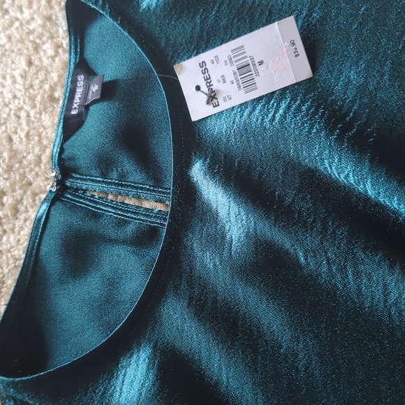 Asymmetrical Tank - Picture 2 of 3